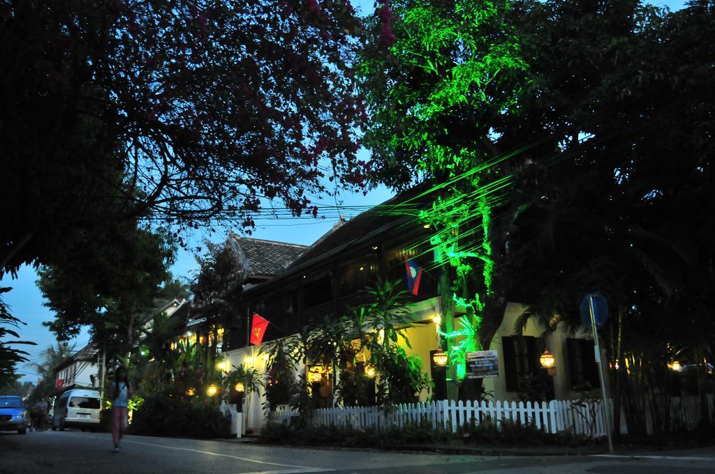 Wisdom Laos Hotel Луанг Прабанг Екстериор снимка