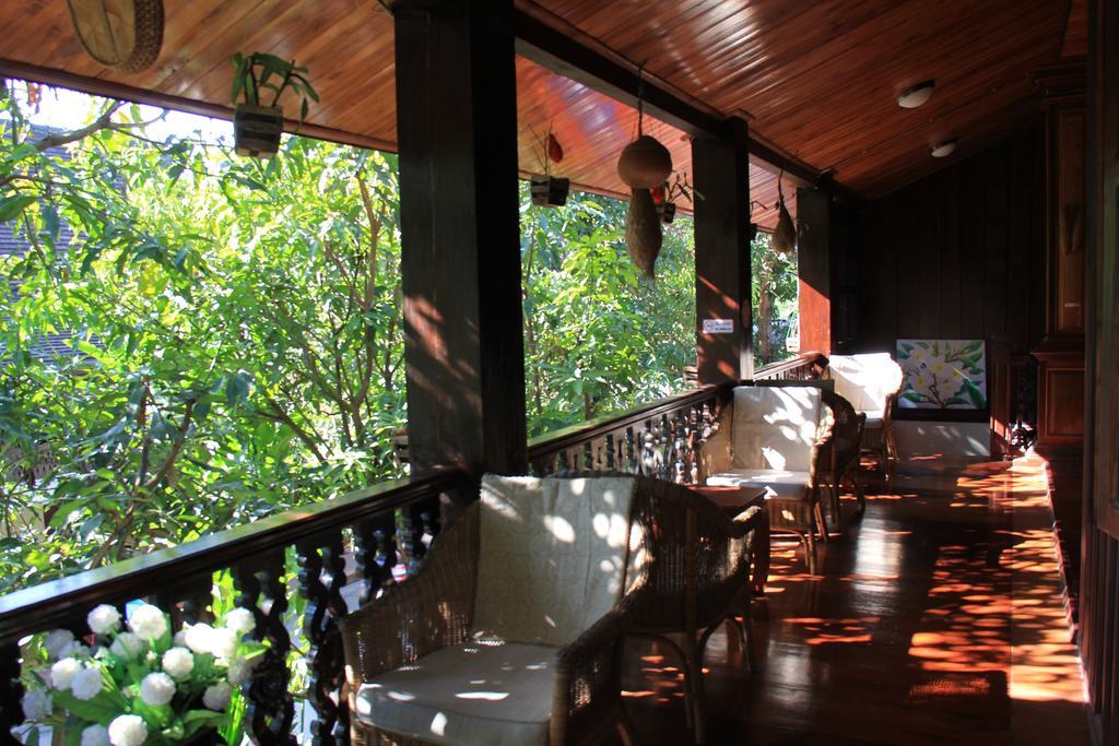 Wisdom Laos Hotel Луанг Прабанг Екстериор снимка