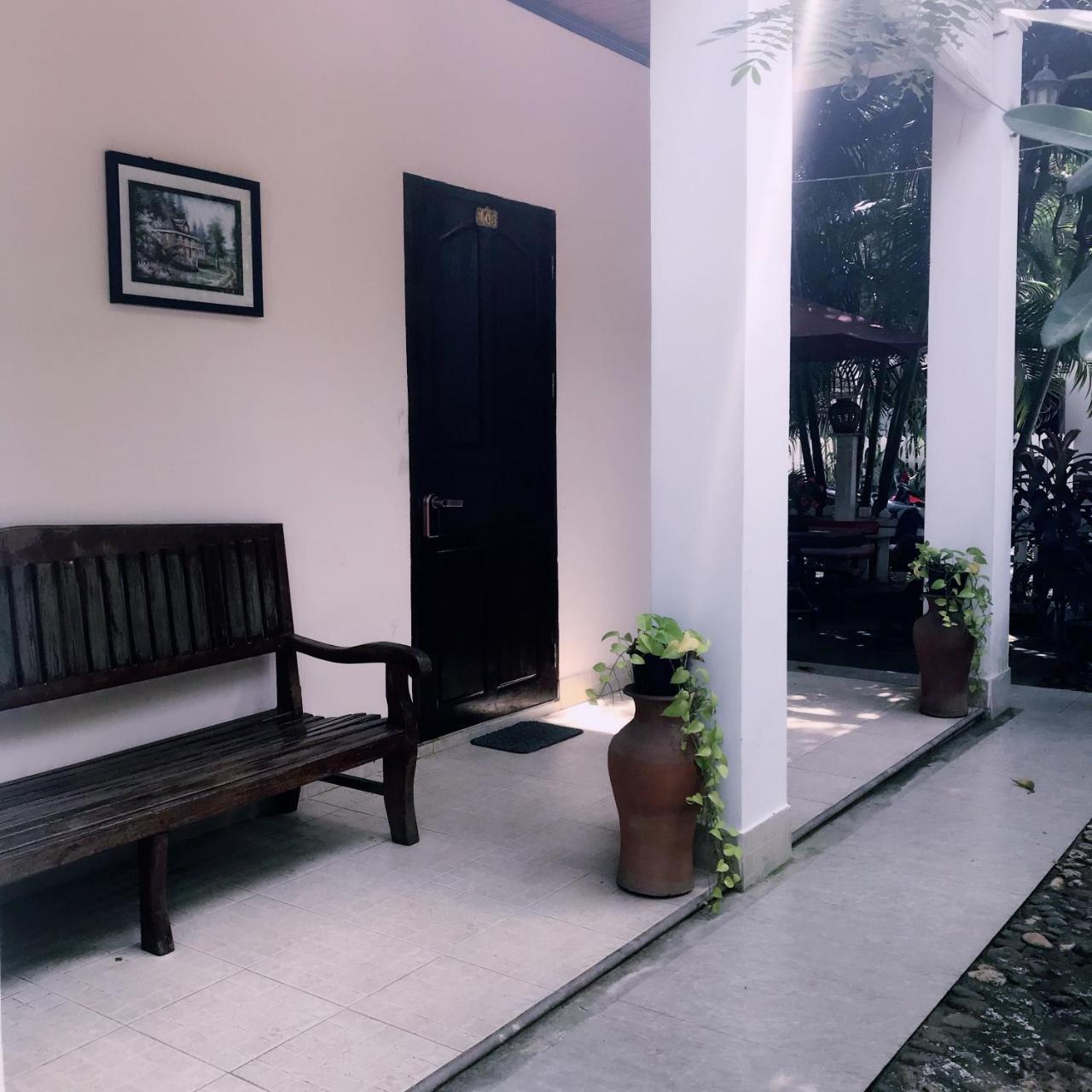 Wisdom Laos Hotel Луанг Прабанг Екстериор снимка