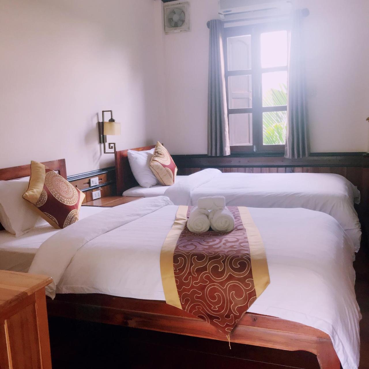 Wisdom Laos Hotel Луанг Прабанг Екстериор снимка