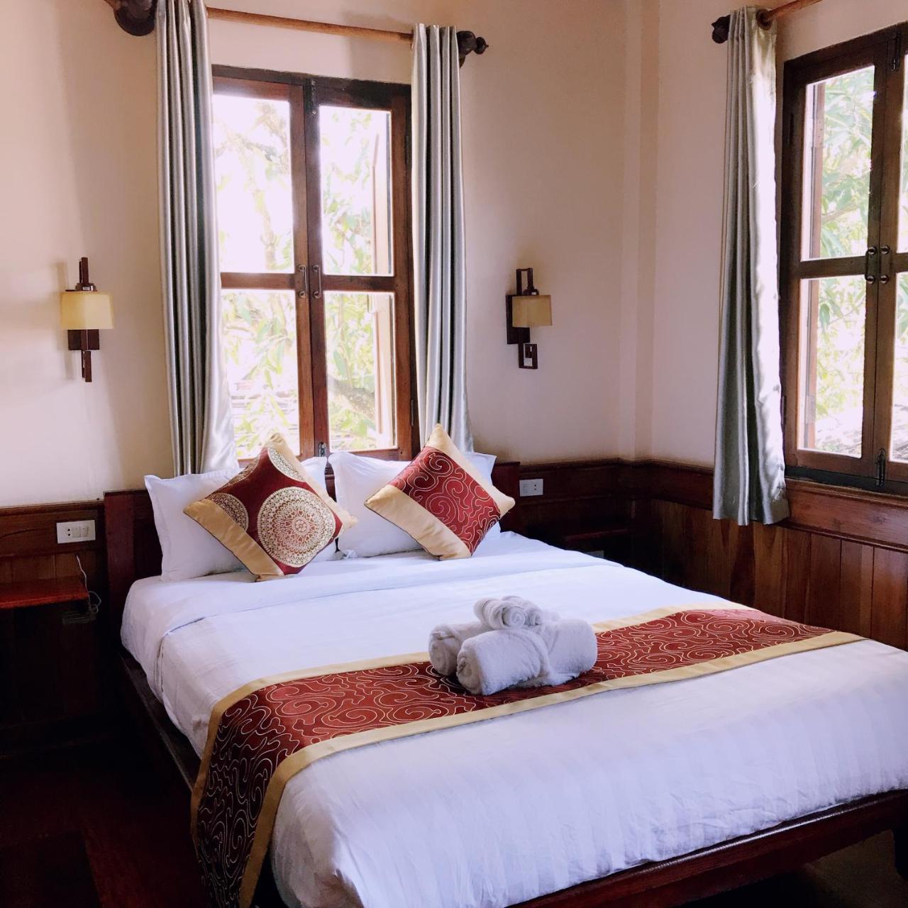 Wisdom Laos Hotel Луанг Прабанг Екстериор снимка