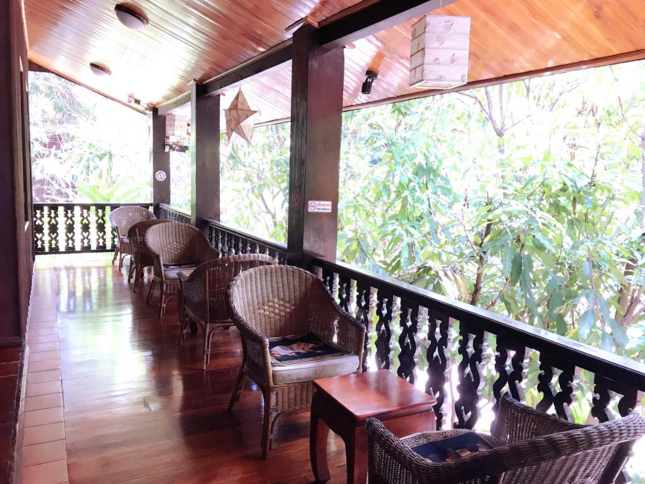 Wisdom Laos Hotel Луанг Прабанг Екстериор снимка