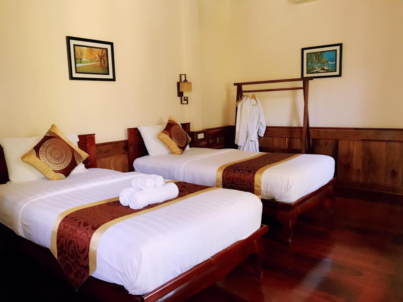 Wisdom Laos Hotel Луанг Прабанг Екстериор снимка