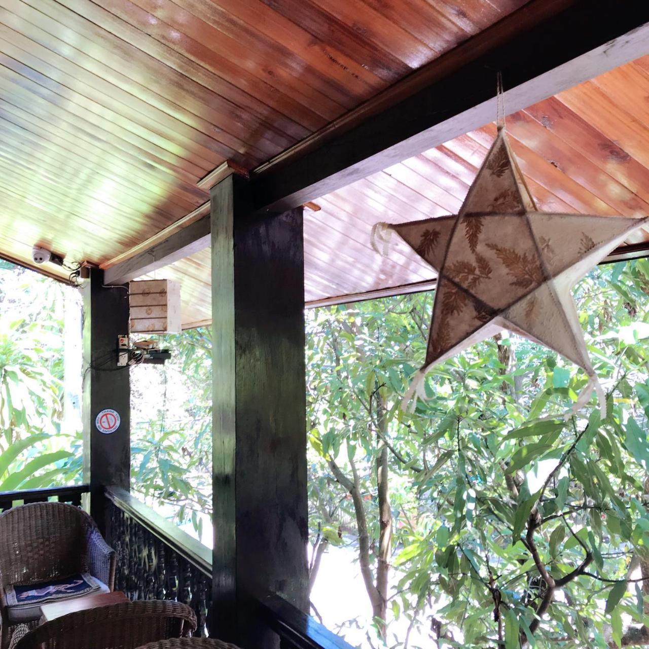Wisdom Laos Hotel Луанг Прабанг Екстериор снимка