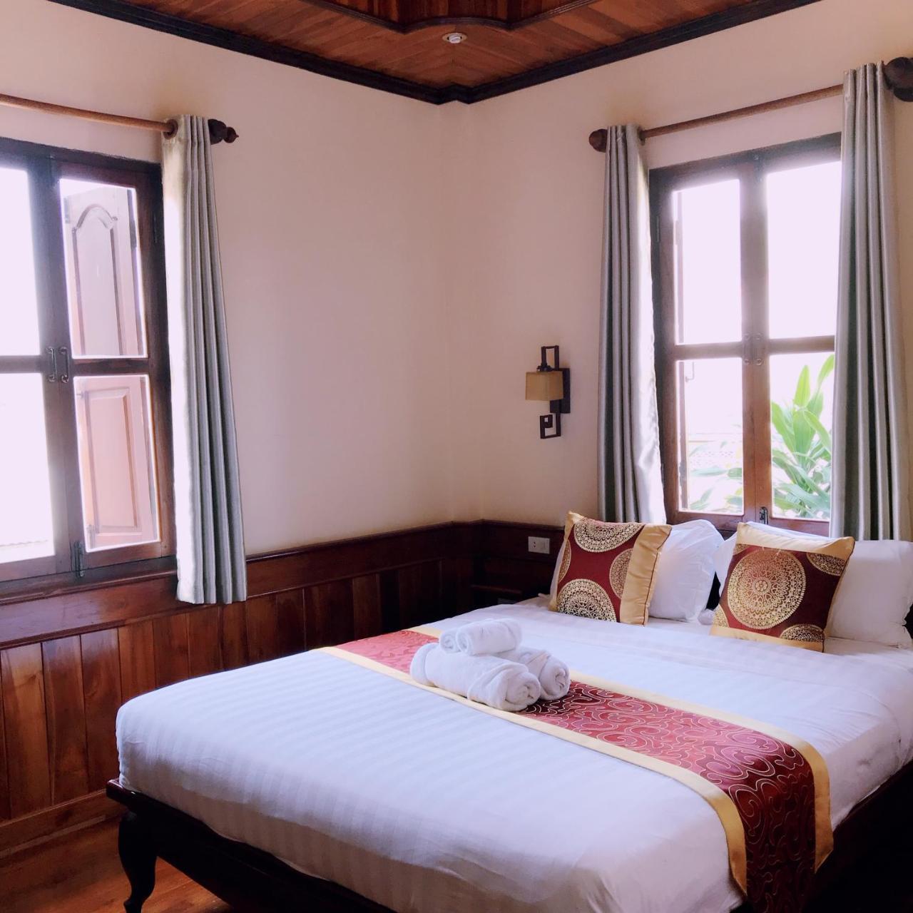 Wisdom Laos Hotel Луанг Прабанг Екстериор снимка